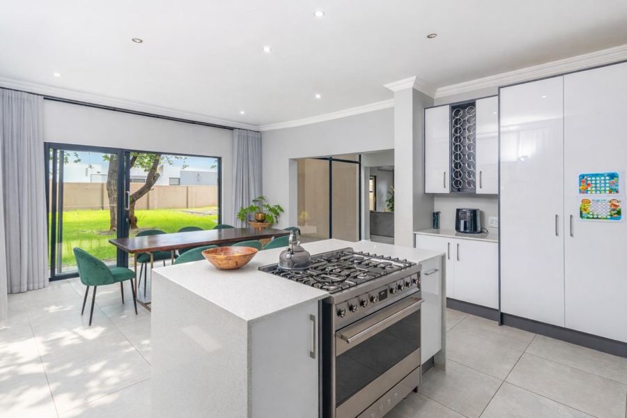 4 Bedroom Property for Sale in Leloko North West